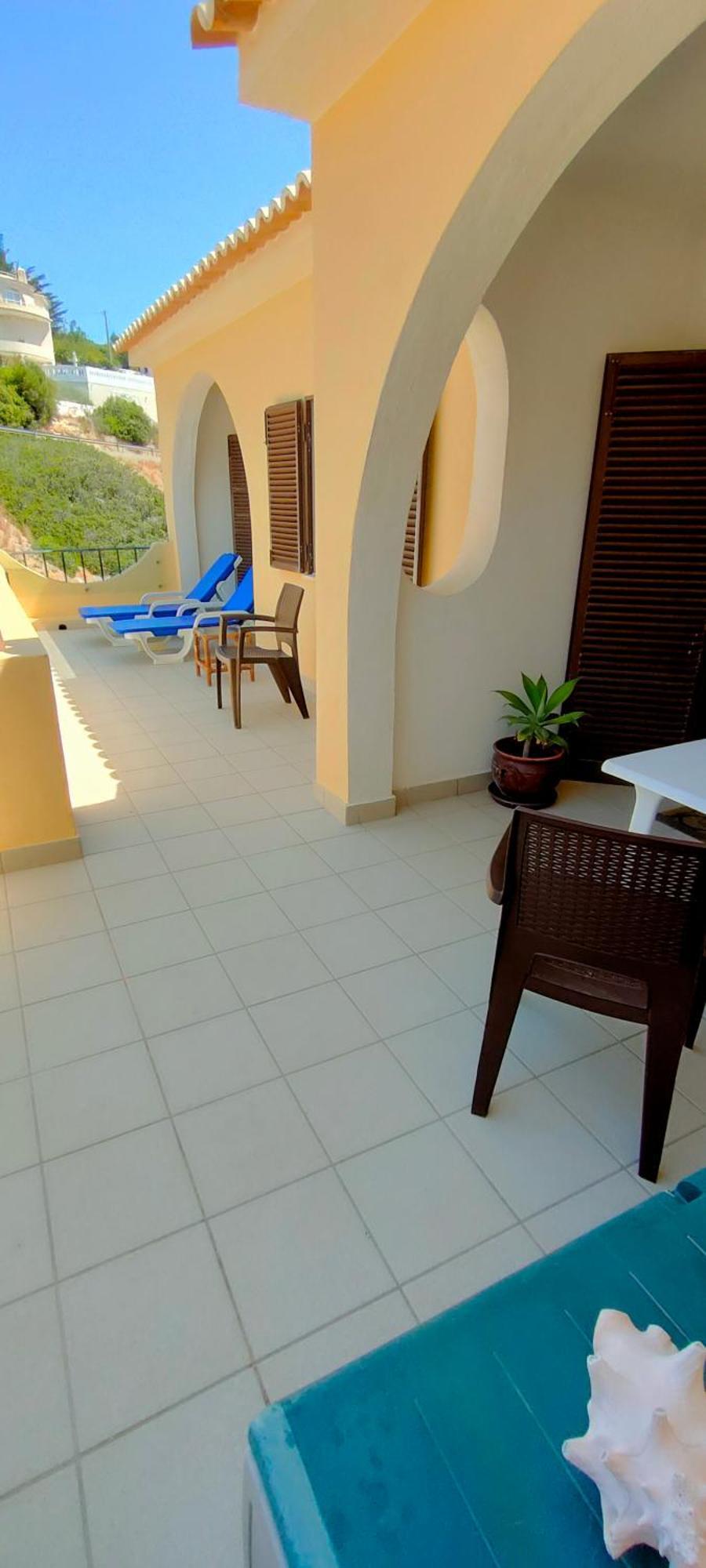 Centeanes Beach Apartment Carvoeiro  Rum bild